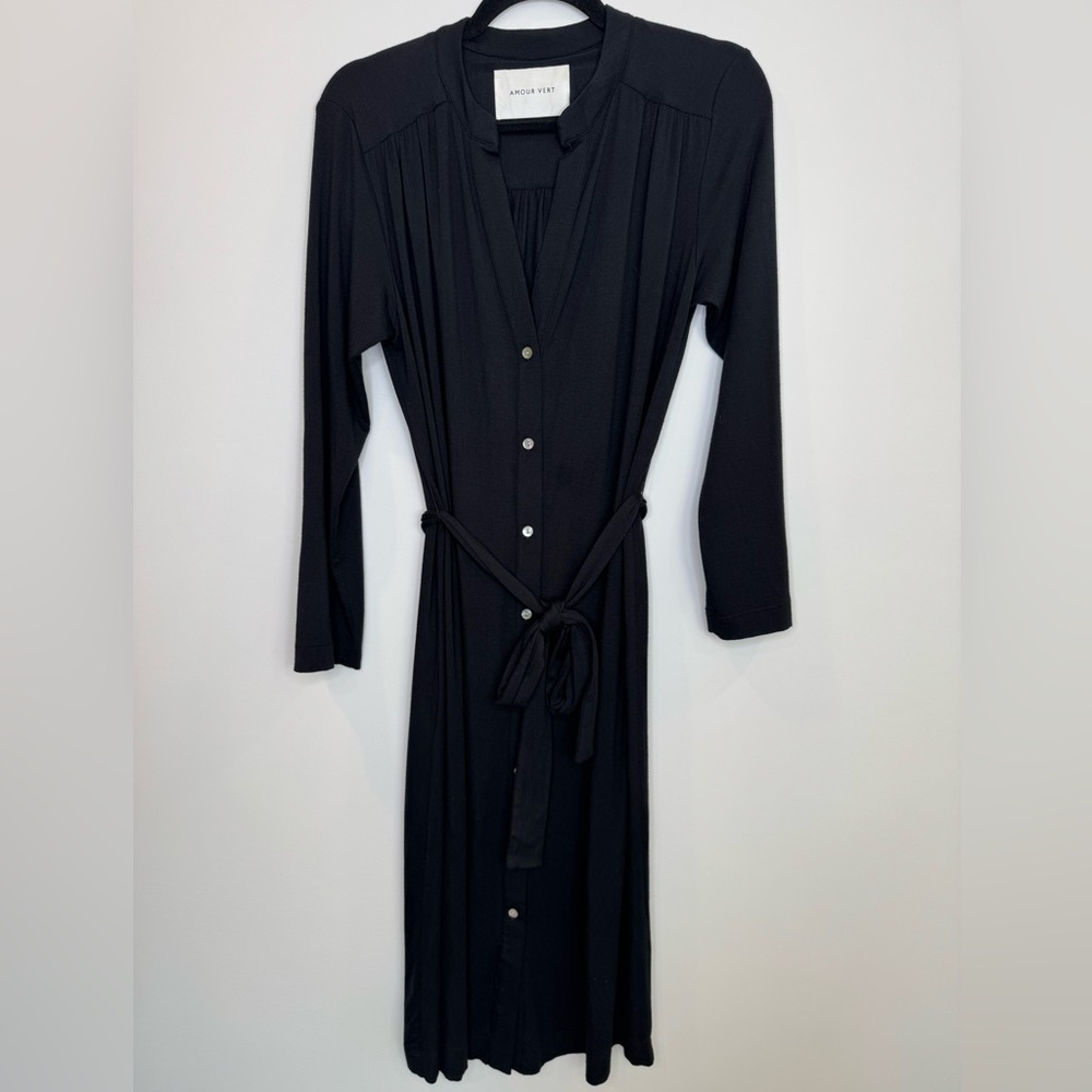 Amour vert timeless casual Black Button-Down jersey Dress